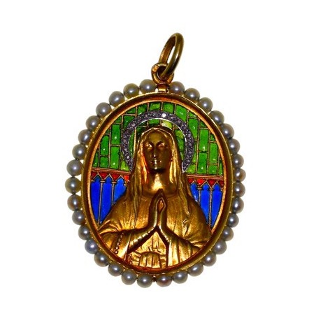 Médaille religieuse perle fines et diamants