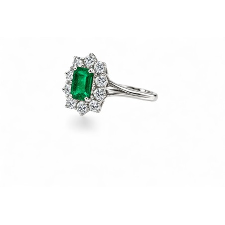 L'Émeraude Impériale – Bague Marguerite Diamants & Émeraude