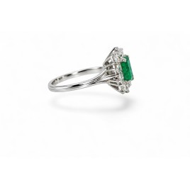 L'Émeraude Impériale – Bague Marguerite Diamants & Émeraude